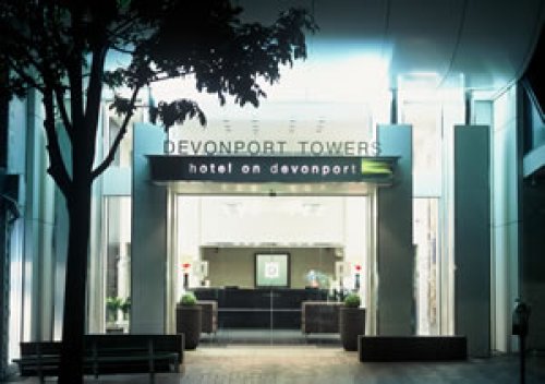 Hotel on Devonport entrance