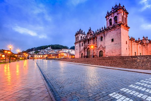 Plaza de Armas and Catedral del Cuzco2