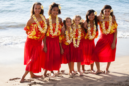 Samoa Girls on Beach